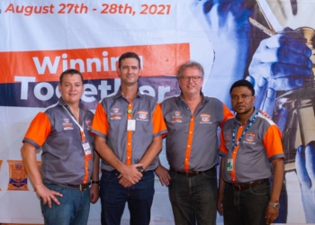 (L-R)  Chief Operations Officer, Pandagric Novum Limited, Arnold Smith, Chief Executive Officer,  Bruce Spain, Member, Executive Board, Theo van der Veen  and the General Manager, Sales and Marketing, Tunji Osoko during the 2021 Pandagric Novum Limited Distributor' Conference and Unveiling of Rebranded Supreme Feeds in Abuja.