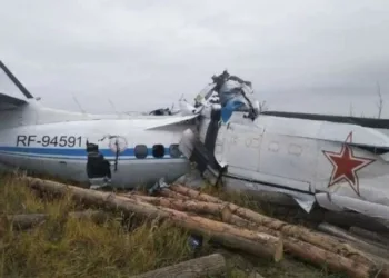 Paratroopers Plane Crashes