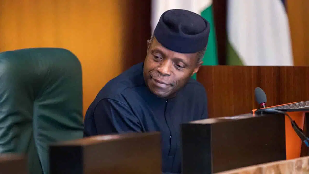BREAKING: Dollar To Naira Crashes To Lowest This Week, See New Exchange Rate
