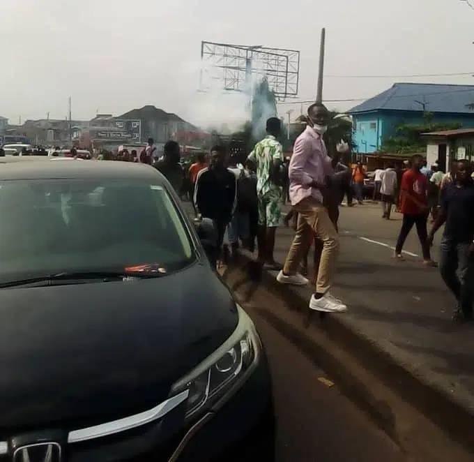 BREAKING: Truck Rams Into Grammar School, Kills Many Students, Others Injured [Video]