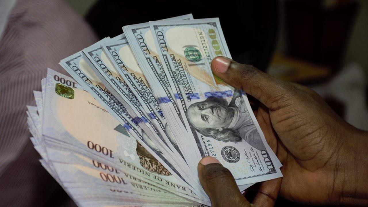 BREAKING: Naira Crashes Again At Aboki Black Market, See New Exchange Rate