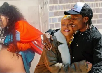 Pregnant Rihanna
