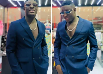 Carter Efe Biography