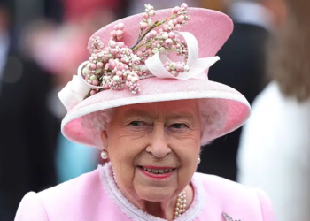 Queen Elizabeth: Osinbajo Departs Nigeria To Represent Buhari At Royal Burial