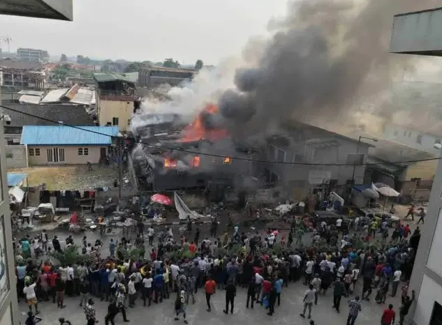 Lagos Tejuosho Market On Fire