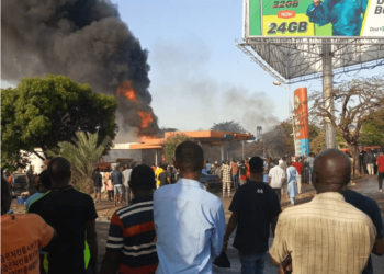 Breaking: Fire Outbreak In Conoil Filling Station In Abuja
