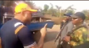 VIDEO: Anambra Deputy Gov Challenge Soldiers Over Traffic, Dismantle Roadblock