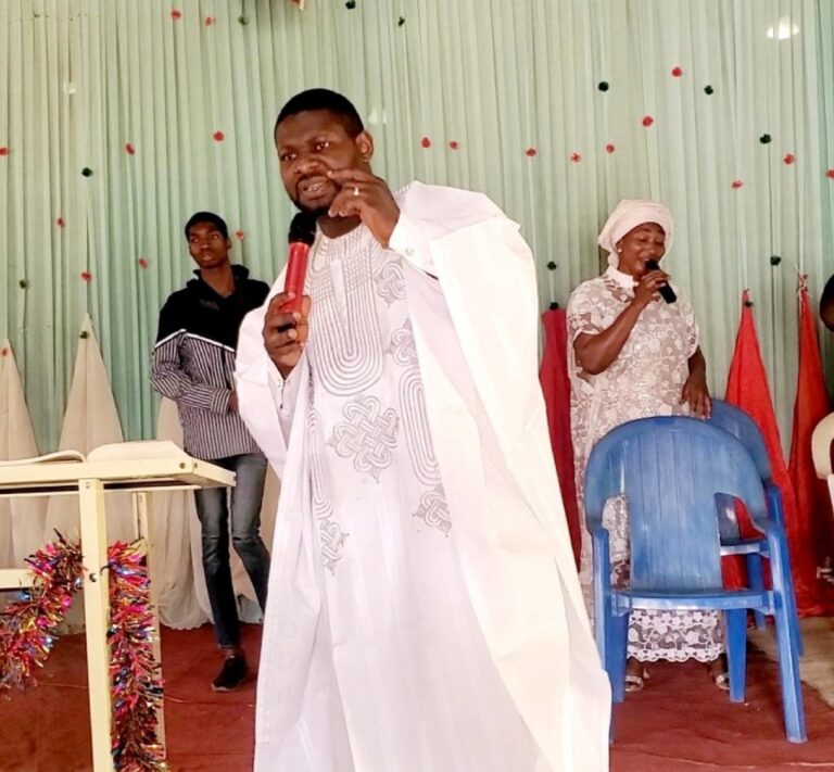 Pastor Giwa