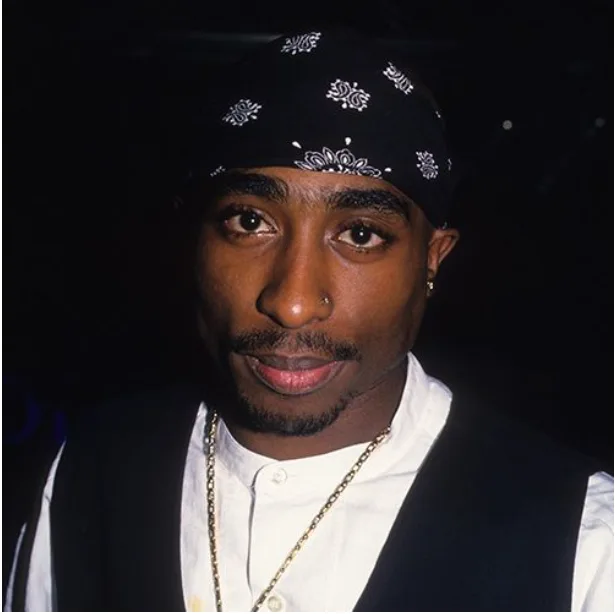 Tupac Shakur Biography