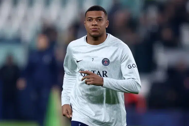 Real Madrid’s Dressing Room Abuzz with Mbappe Transfer Chatter