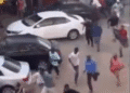 Traders Beat Up Soldiers