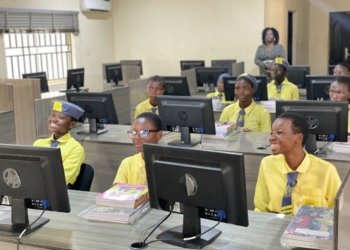 Ayedere Ajibola High School