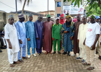 MHR ALG Hon. Ayuba Adele Ganiyu (m), flanked by Ibrahim Jagaba (5th from left) and Sarki Overall of Alimosho HRH Alhaji Ahmed Haruna Kuraja, (4th from right) and other Arewa Community leaders from the 6 local councils in Alimosho