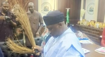 BREAKING: Adamawa Governor Ahmadu Fintiri Officially Joins APC
