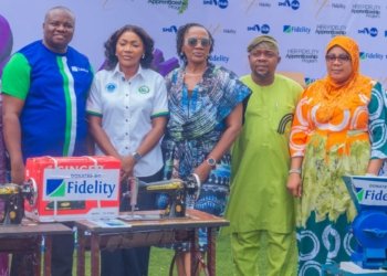 L-R: Regional Bank Head, Southwest 1, Fidelity Bank Plc, Mr. Folaranmi Jemirin; Commissioner for Women Affairs and Social Development, Ogun State, Hon. Adijat Adeleye-Oladapo; Head, Women Banking, Fidelity Bank Plc, Mrs. Harriba Harry-Pepple; Local Government Education Authority (LGEA) Board Chairman, Ogun State, Hon. Oluwaseyi Oyekan; and one of the beneficiaries at Fidelity Bank’s donation of vocational tools to women at the “Give Her Power” Initiative in Abeokuta, Ogun State, recently.